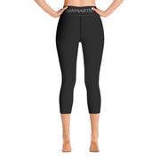 Yoga/Sports Solid Black Capri Leggings